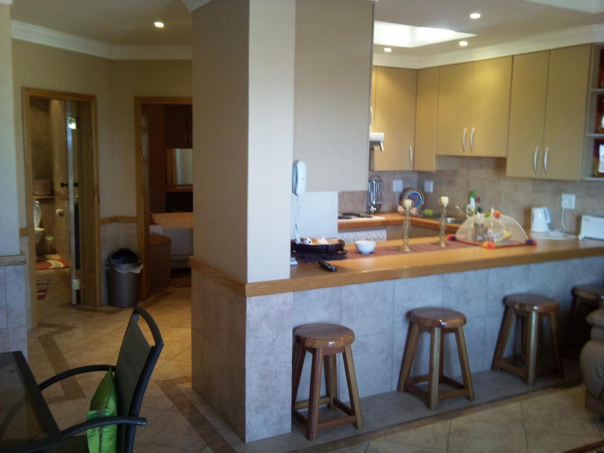 Bubez Guesthouse Barberton Extérieur photo