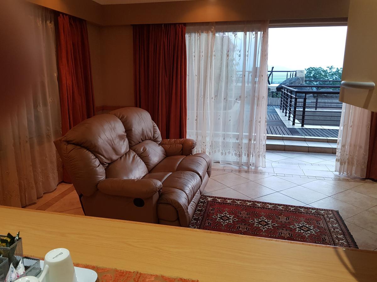 Bubez Guesthouse Barberton Extérieur photo