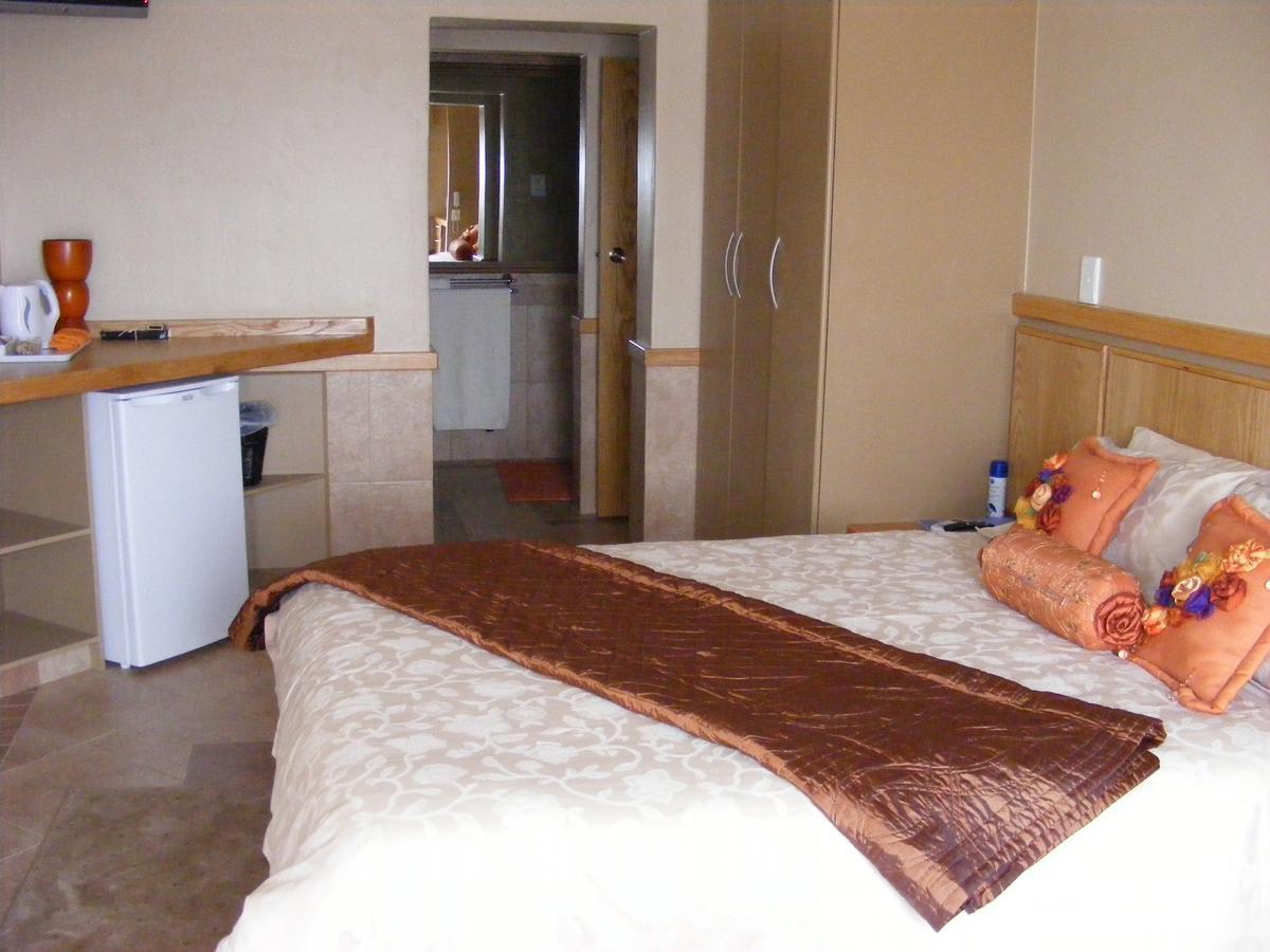 Bubez Guesthouse Barberton Extérieur photo